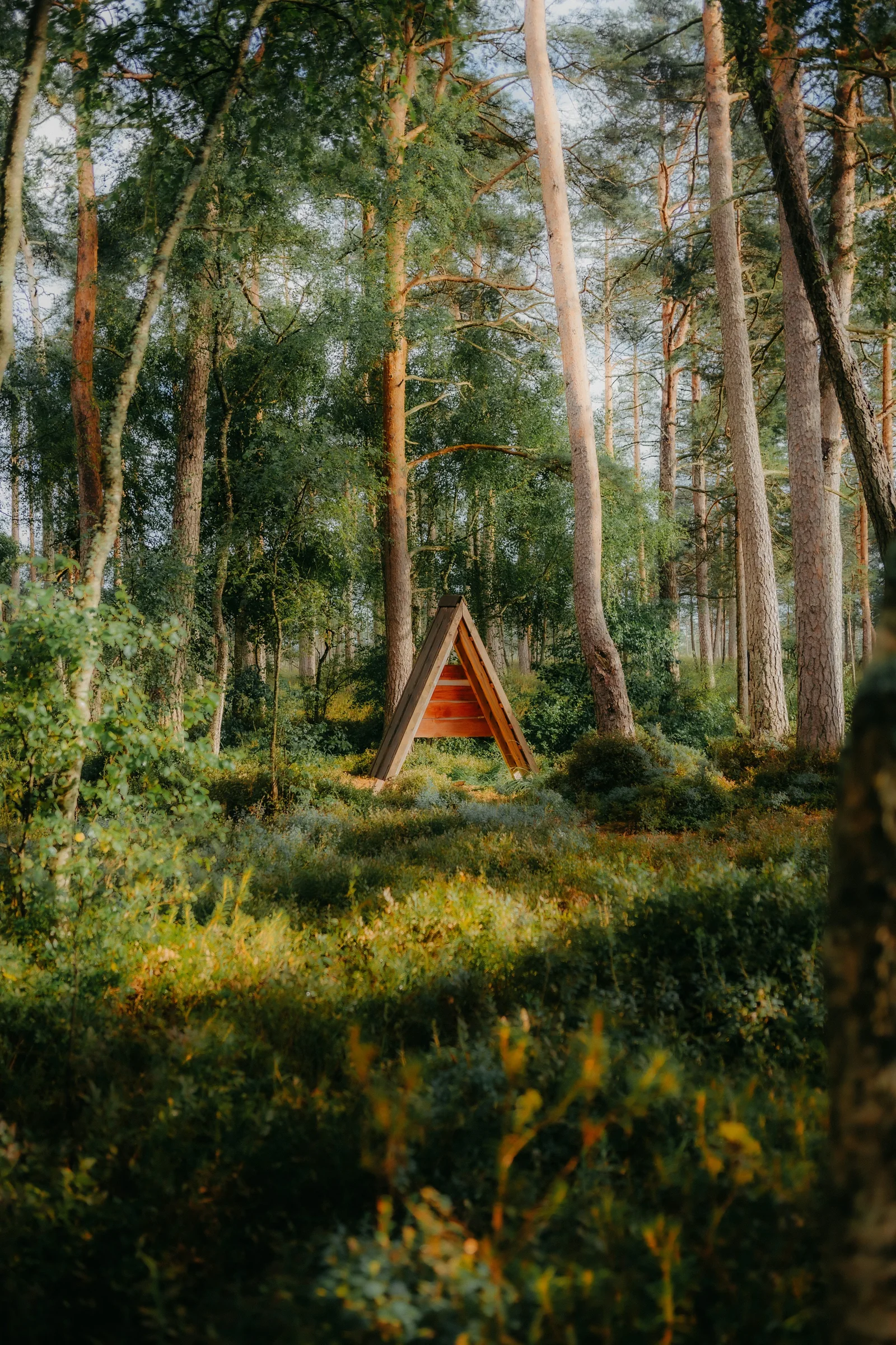Miran A-frame interijer pripremljen za vikend